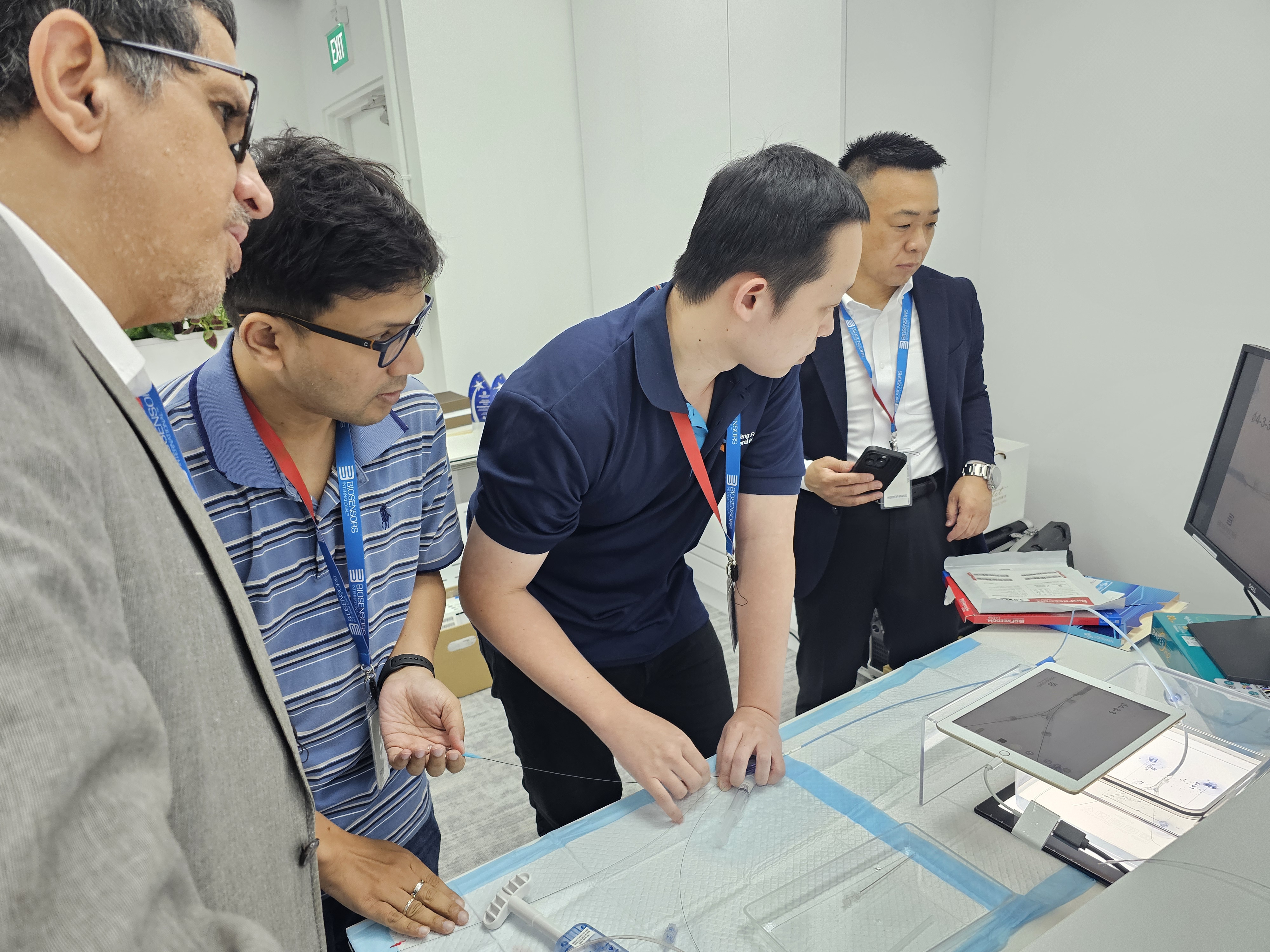 Dr Andy Sukmadja hands-on coronary equipment training